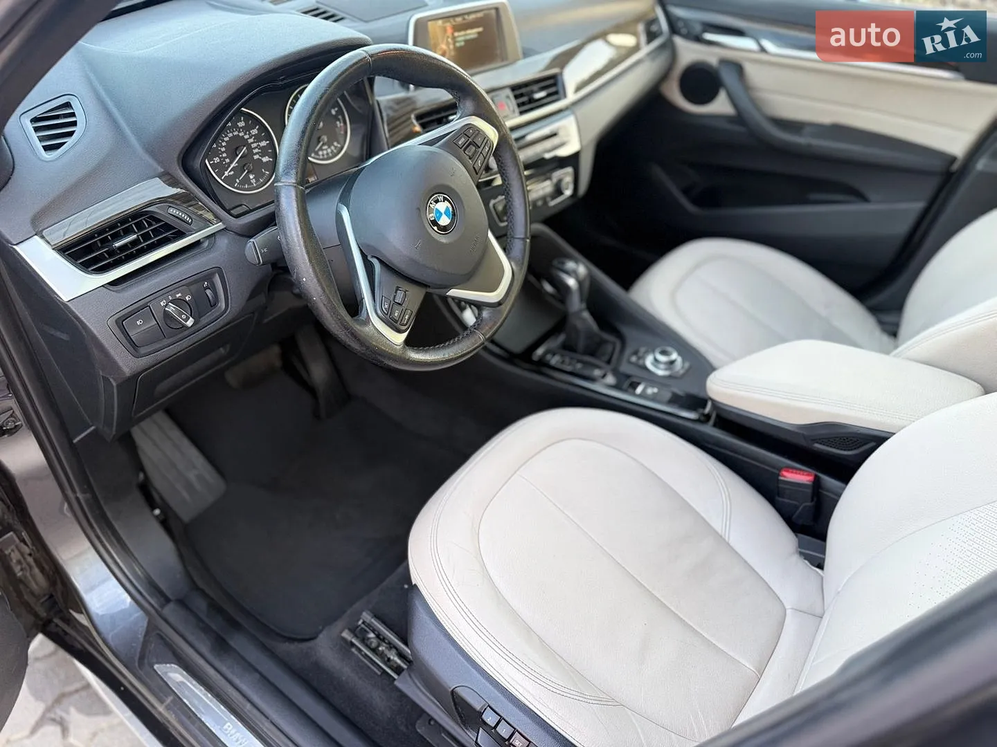 2016 BMW X1 - мініатюра 27