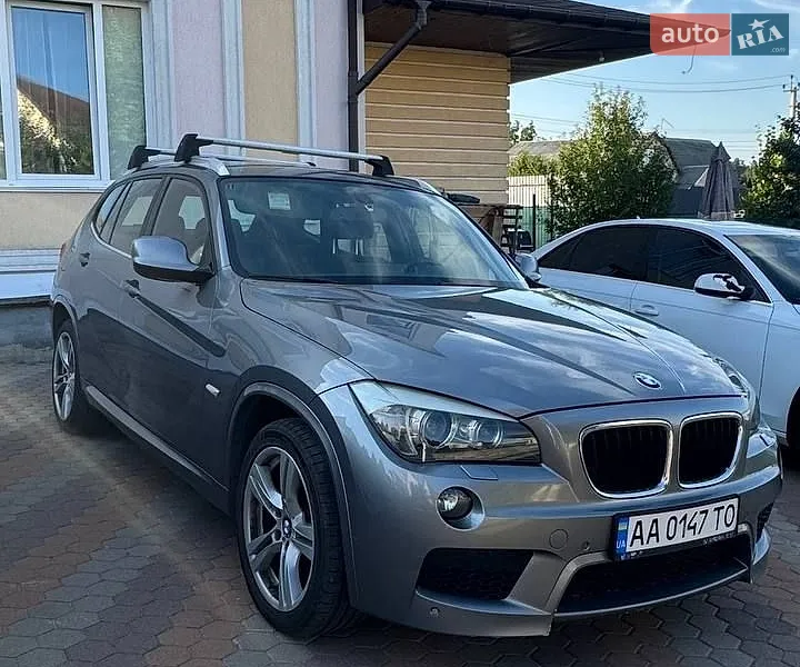 BMW X1 2011