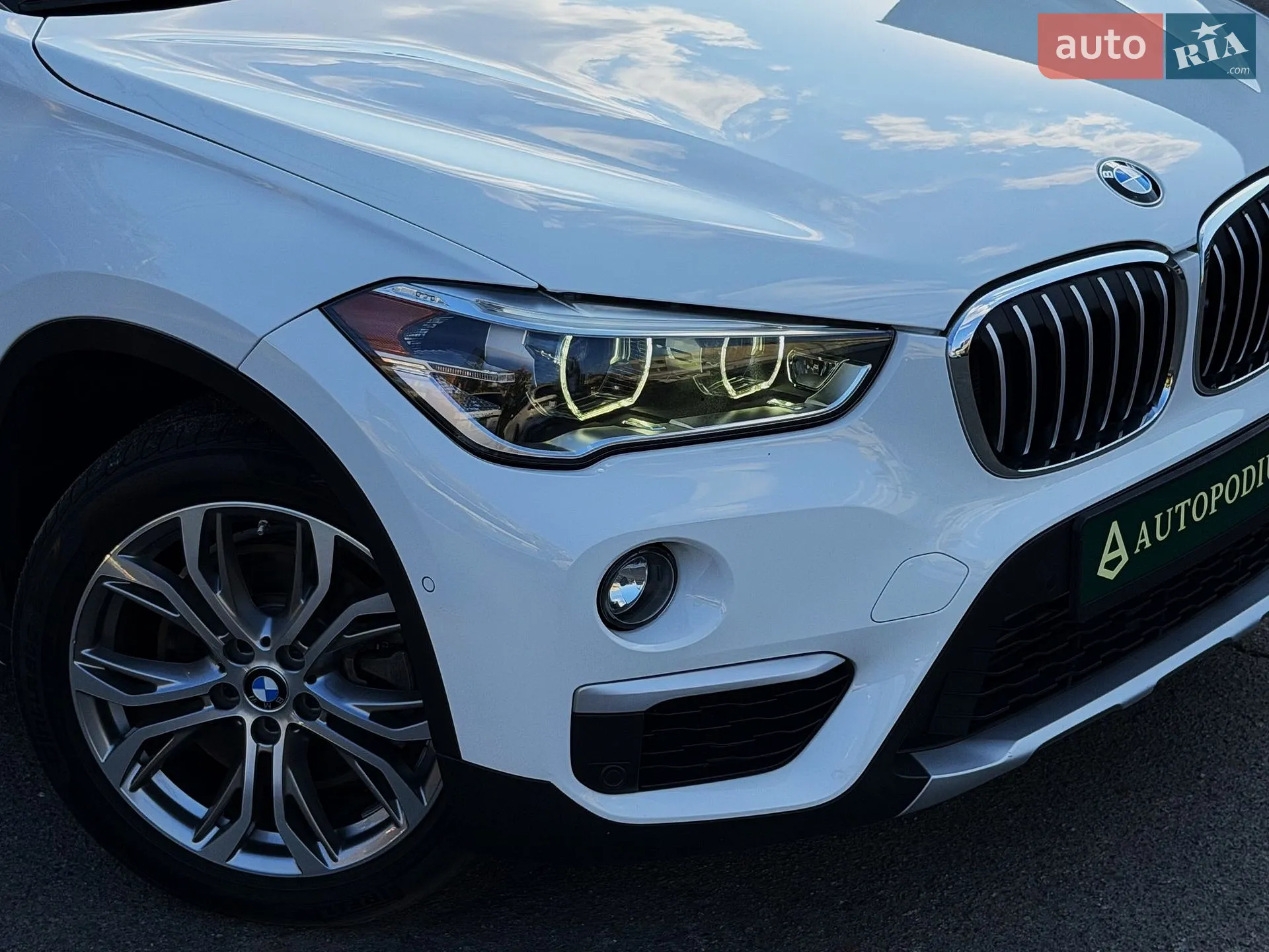 2016 BMW X1 - мініатюра 15