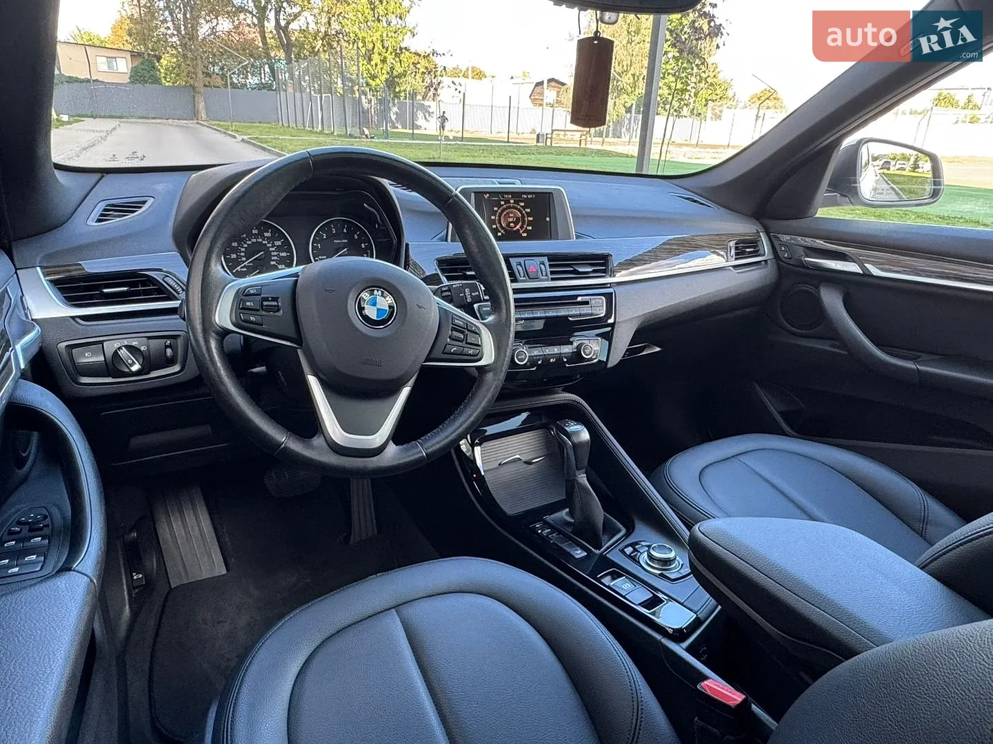 2016 BMW X1 - мініатюра 38