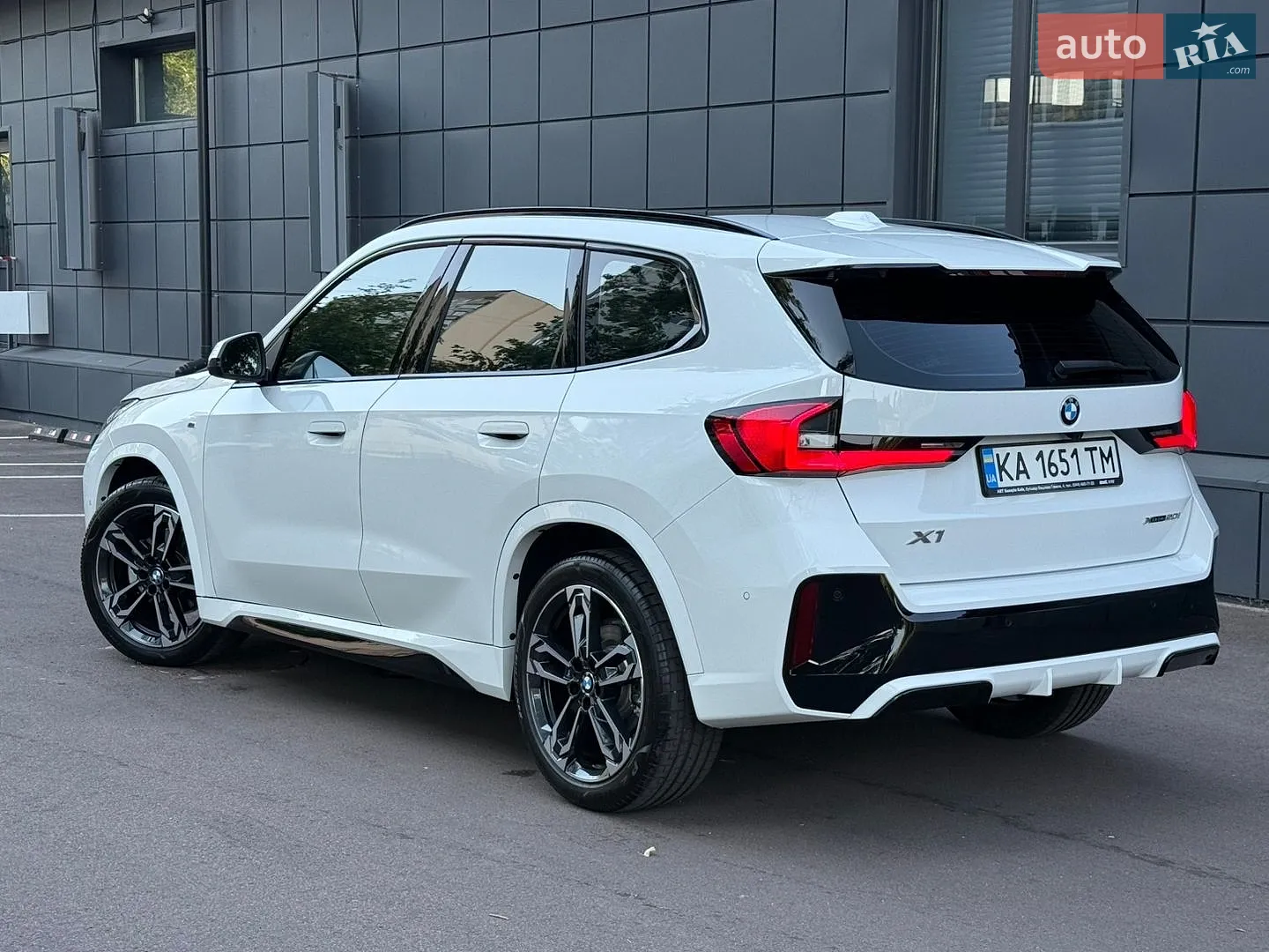 2025 BMW X1 - мініатюра 11