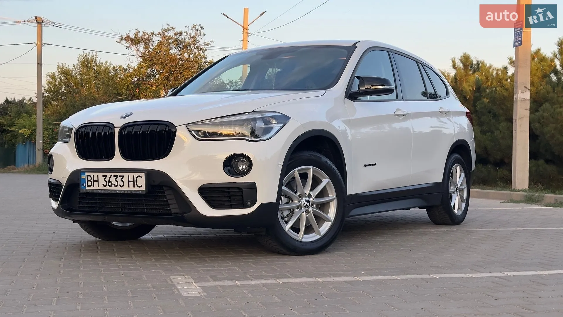 2016 BMW X1 - мініатюра 15