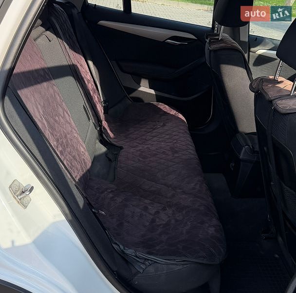 Позашляховик / Кросовер BMW X1 2013 в Золочеві