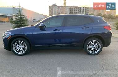 Внедорожник / Кроссовер BMW X2 2018 в 