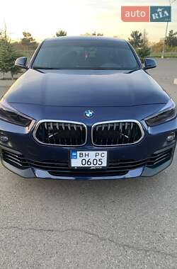 Внедорожник / Кроссовер BMW X2 2018 в 