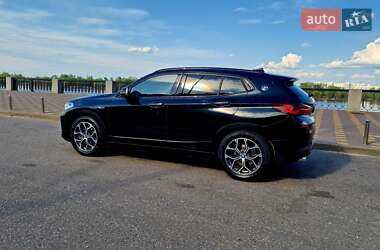 Внедорожник / Кроссовер BMW X2 2022 в 