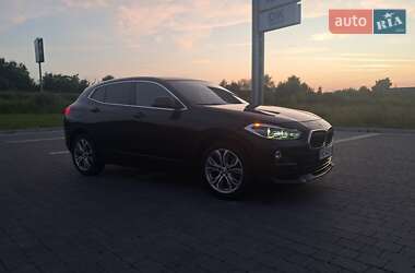 Внедорожник / Кроссовер BMW X2 2018 в 