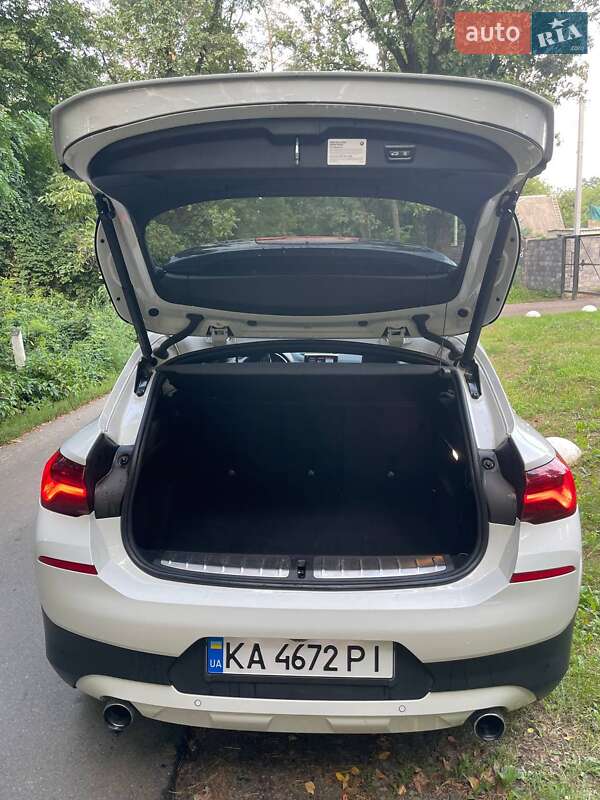 Внедорожник / Кроссовер BMW X2 2021 в Киеве