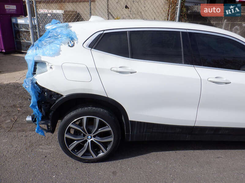 Внедорожник / Кроссовер BMW X2 2018 в Львове