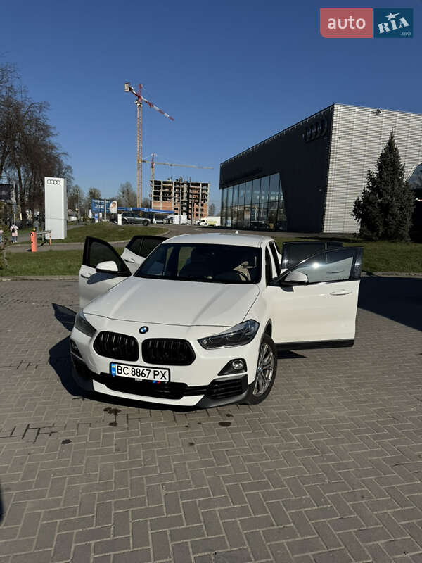 Внедорожник / Кроссовер BMW X2 2018 в Львове