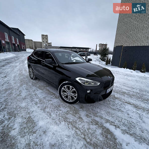 Внедорожник / Кроссовер BMW X2 2018 в Дубно
