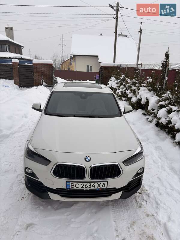 Внедорожник / Кроссовер BMW X2 2018 в Львове