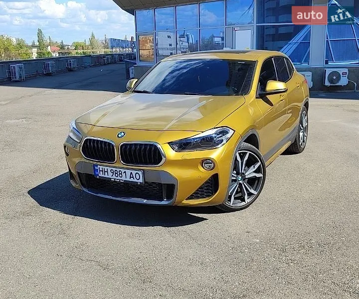 BMW X2