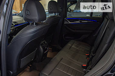 Позашляховик / Кросовер BMW X3 2018 в 