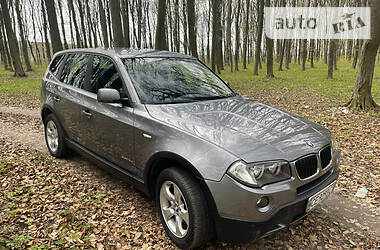 Внедорожник / Кроссовер BMW X3 2009 в Кицмани