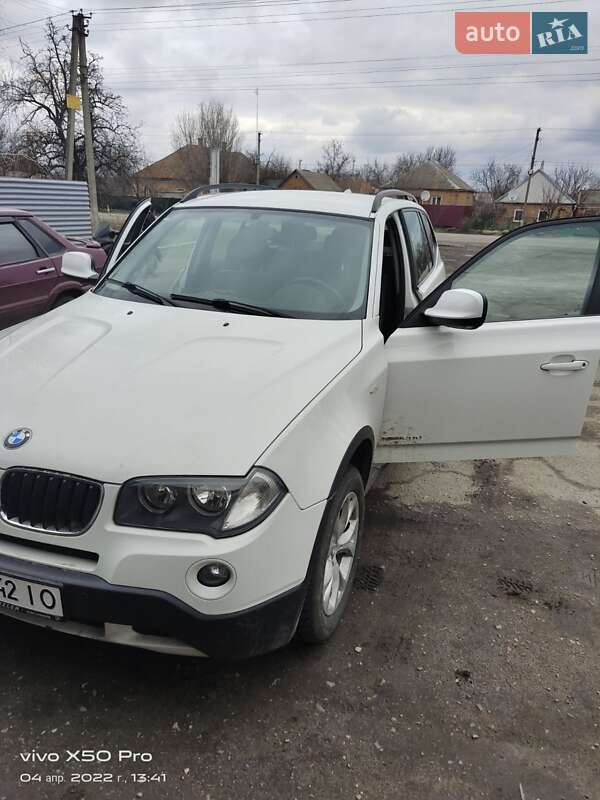 Внедорожник / Кроссовер BMW X3 2009 в 