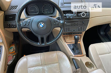 Внедорожник / Кроссовер BMW X3 2003 в Харькове