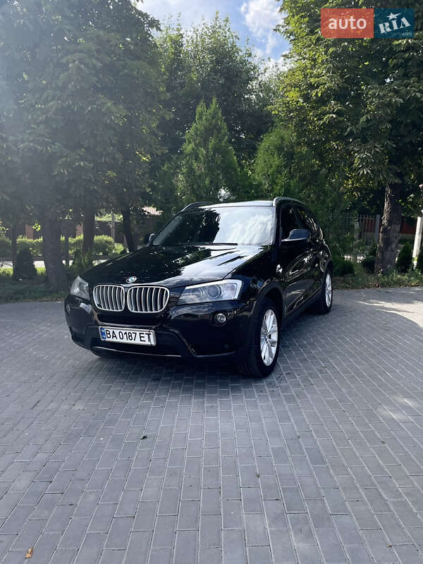Внедорожник / Кроссовер BMW X3 2013 в 