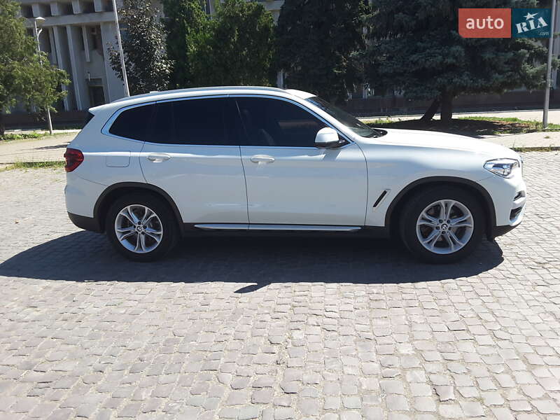 Внедорожник / Кроссовер BMW X3 2018 в Каменец-Подольском