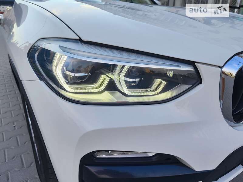 Внедорожник / Кроссовер BMW X3 2018 в Звягеле