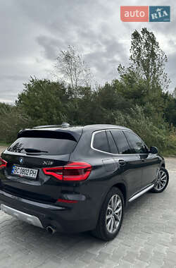 Внедорожник / Кроссовер BMW X3 2017 в 