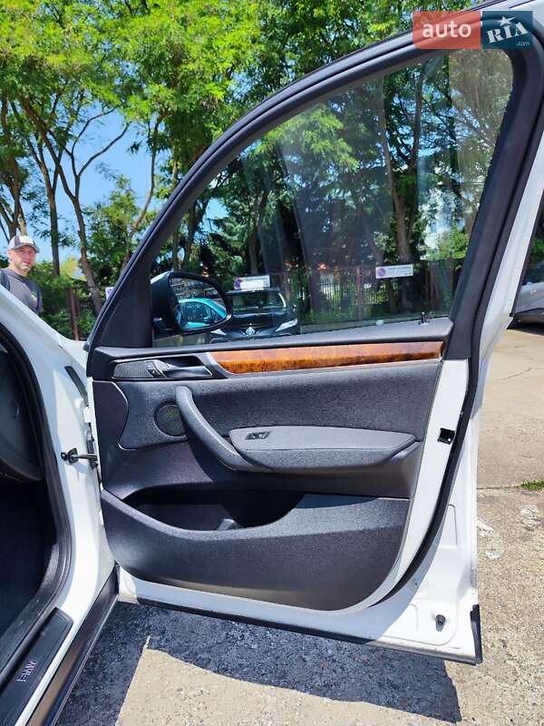 Внедорожник / Кроссовер BMW X3 2016 в Черноморске