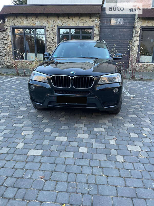 Внедорожник / Кроссовер BMW X3 2012 в Луцке
