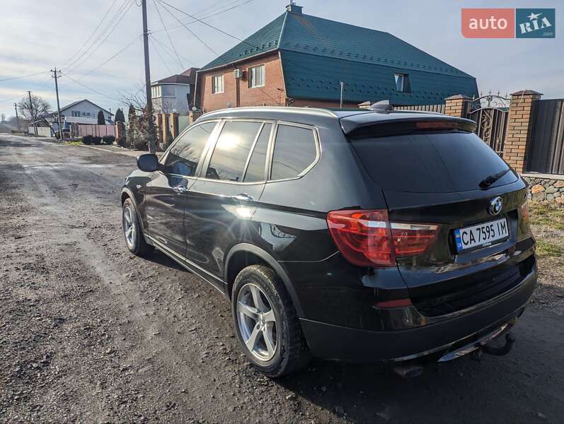 Позашляховик / Кросовер BMW X3 2010 в Умані