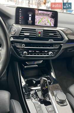 Внедорожник / Кроссовер BMW X3 2017 в 