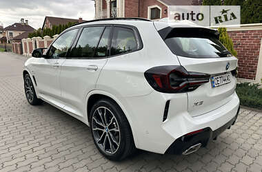 Позашляховик / Кросовер BMW X3 2021 в 