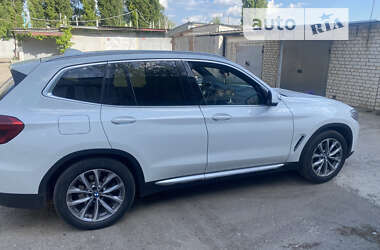Внедорожник / Кроссовер BMW X3 2018 в 