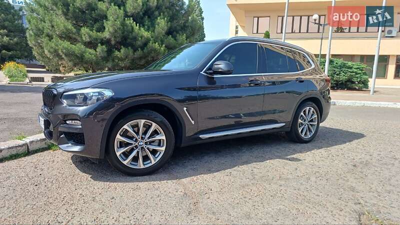 Внедорожник / Кроссовер BMW X3 2019 в Одессе