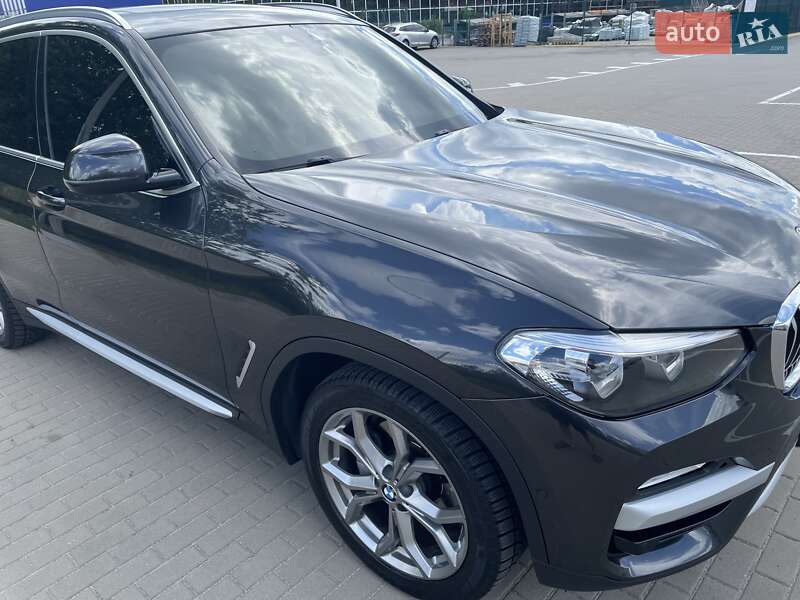 Внедорожник / Кроссовер BMW X3 2018 в Сумах