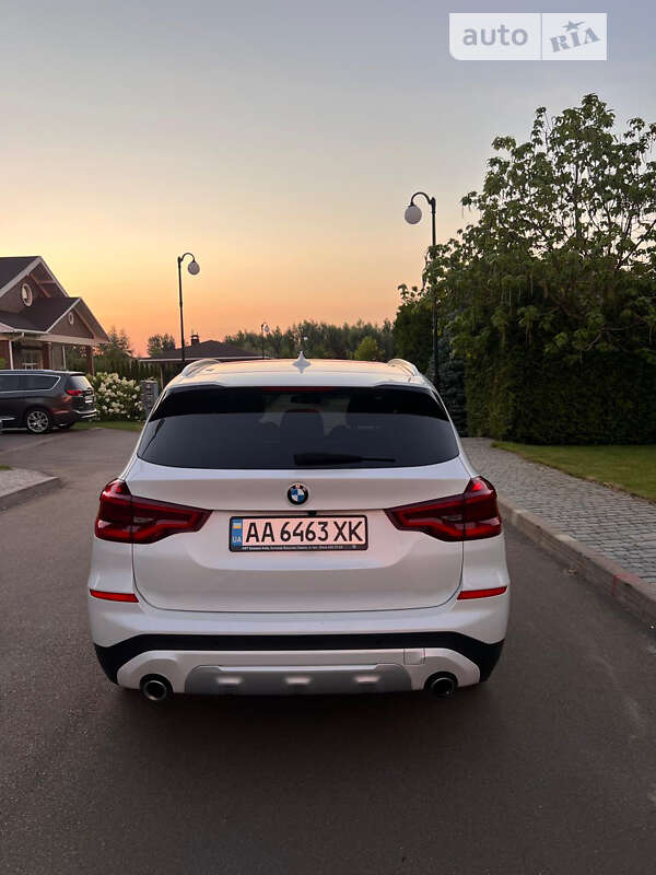Внедорожник / Кроссовер BMW X3 2019 в Киеве