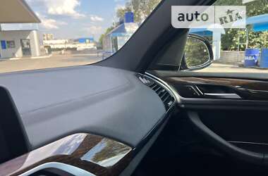 Позашляховик / Кросовер BMW X3 2019 в 