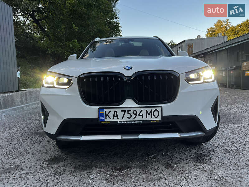 Внедорожник / Кроссовер BMW X3 2022 в Киеве