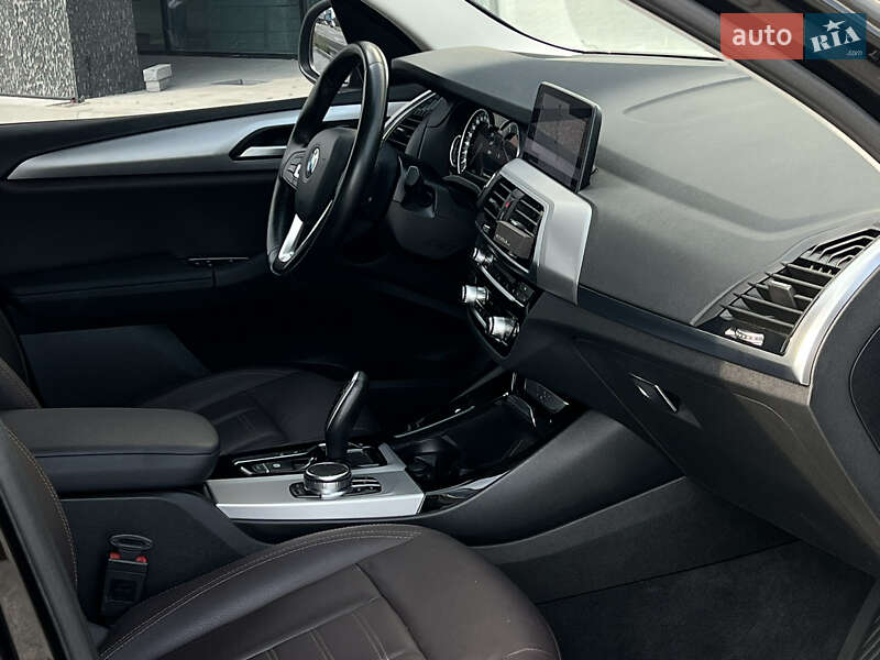 Внедорожник / Кроссовер BMW X3 2018 в Днепре фото 64 Внедорожник / Кроссовер BMW X3 2018 в Днепре