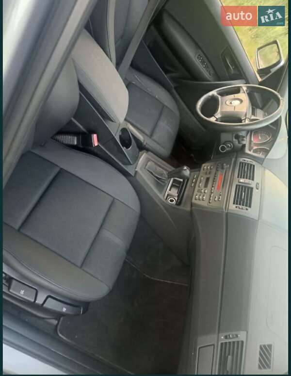 Внедорожник / Кроссовер BMW X3 2004 в Черновцах