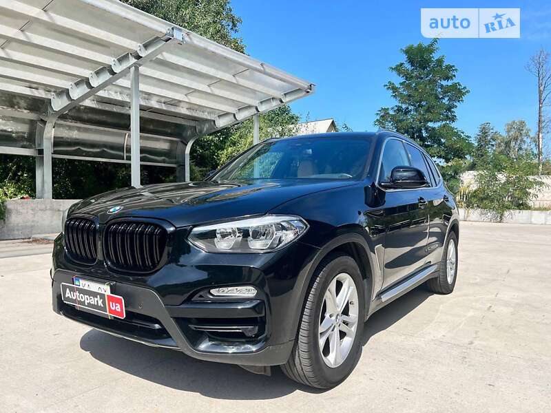 Внедорожник / Кроссовер BMW X3 2018 в Киеве