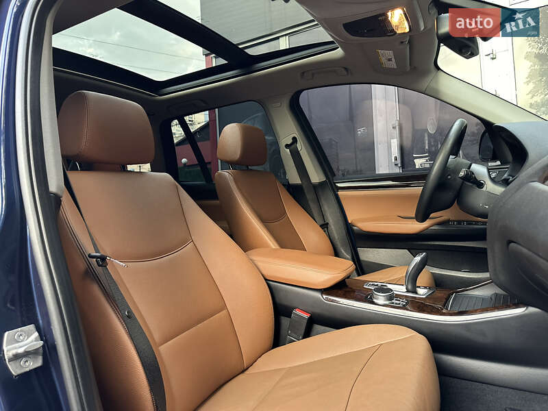 Внедорожник / Кроссовер BMW X3 2016 в Киеве