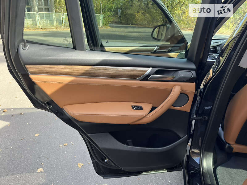 Внедорожник / Кроссовер BMW X3 2014 в Киеве