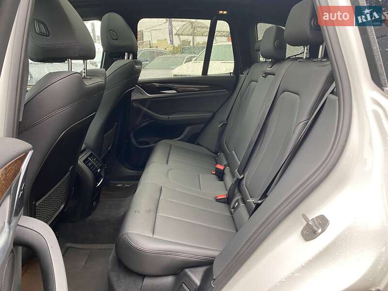 Внедорожник / Кроссовер BMW X3 2020 в Львове