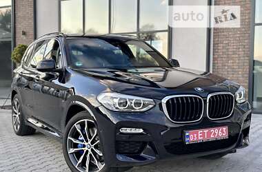 Внедорожник / Кроссовер BMW X3 2019 в Киеве