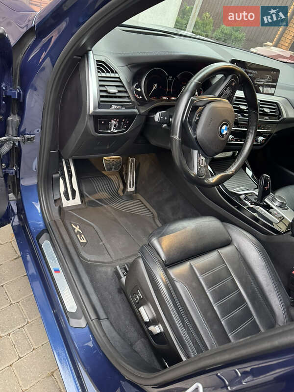 Внедорожник / Кроссовер BMW X3 2017 в Миргороде