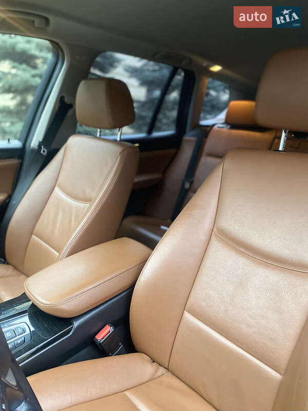 Внедорожник / Кроссовер BMW X3 2015 в Киеве