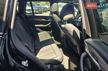 Внедорожник / Кроссовер BMW X3 2019 в 