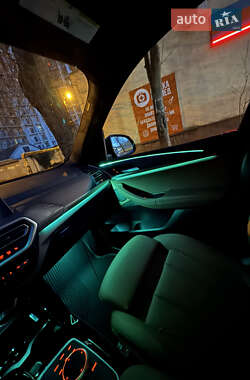 Внедорожник / Кроссовер BMW X3 2021 в 