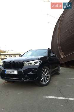 Позашляховик / Кросовер BMW X3 2018 в 
