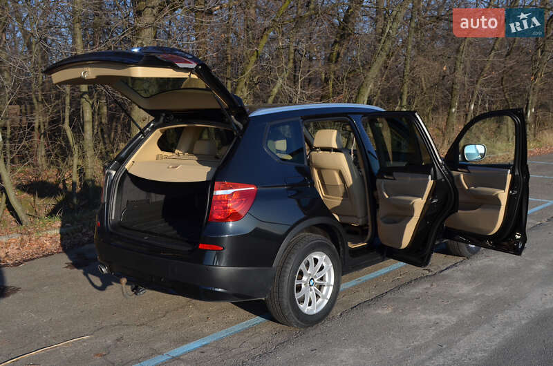 Внедорожник / Кроссовер BMW X3 2013 в Киеве