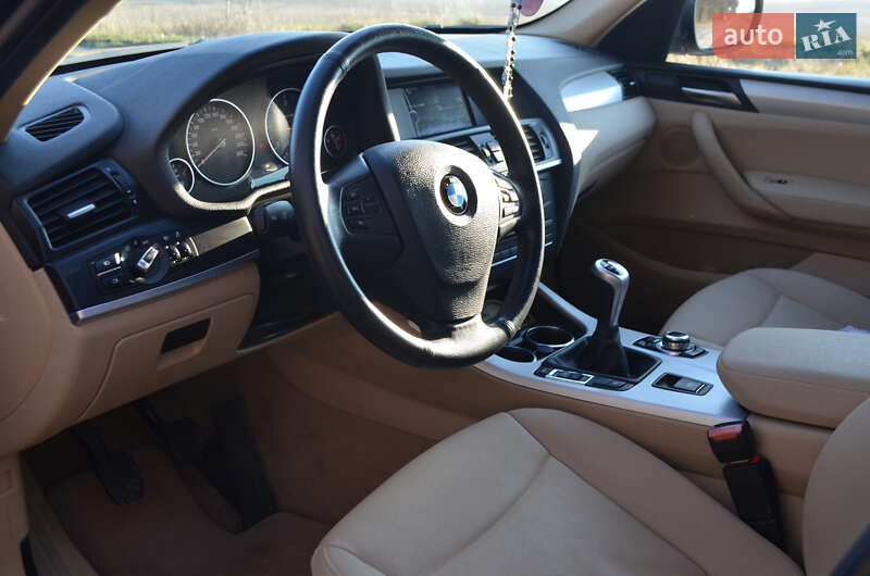 Внедорожник / Кроссовер BMW X3 2013 в Киеве